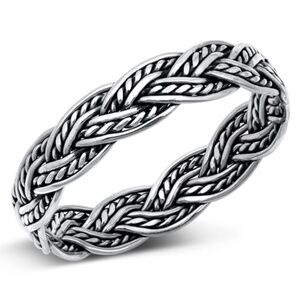 🌿 Sterling Silver Braided Band Ring – Sizes 6 or 7